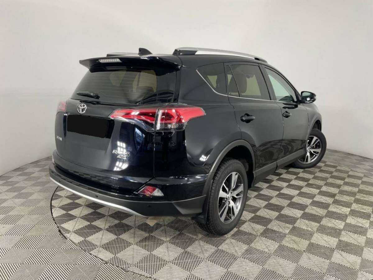 Купить Toyota RAV4, 2018, 86 830 км.. Фото: #5