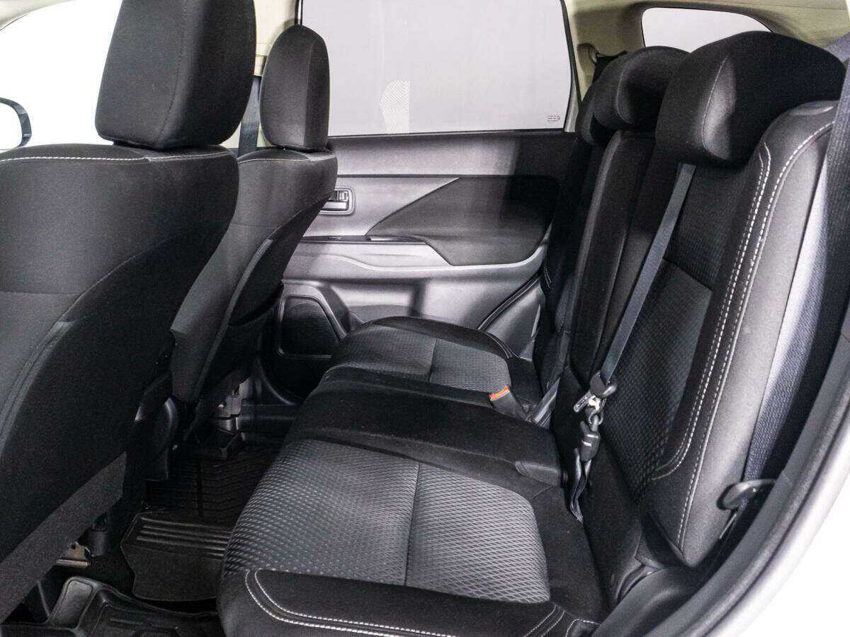 Купить Mitsubishi Outlander, 2019, 60 290 км.. Фото: #9