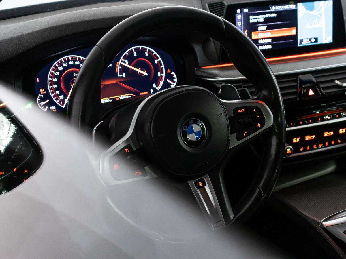 Купить BMW 5 серии, 2018, 182 600 км.. Фото: #19