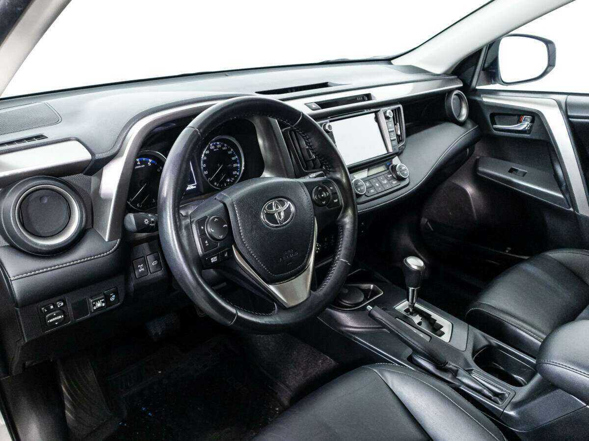 Купить Toyota RAV4, 2018, 109 603 км.. Фото: #10