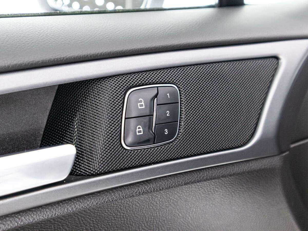 Купить Ford Mondeo, 2017, 100 945 км.. Фото: #15