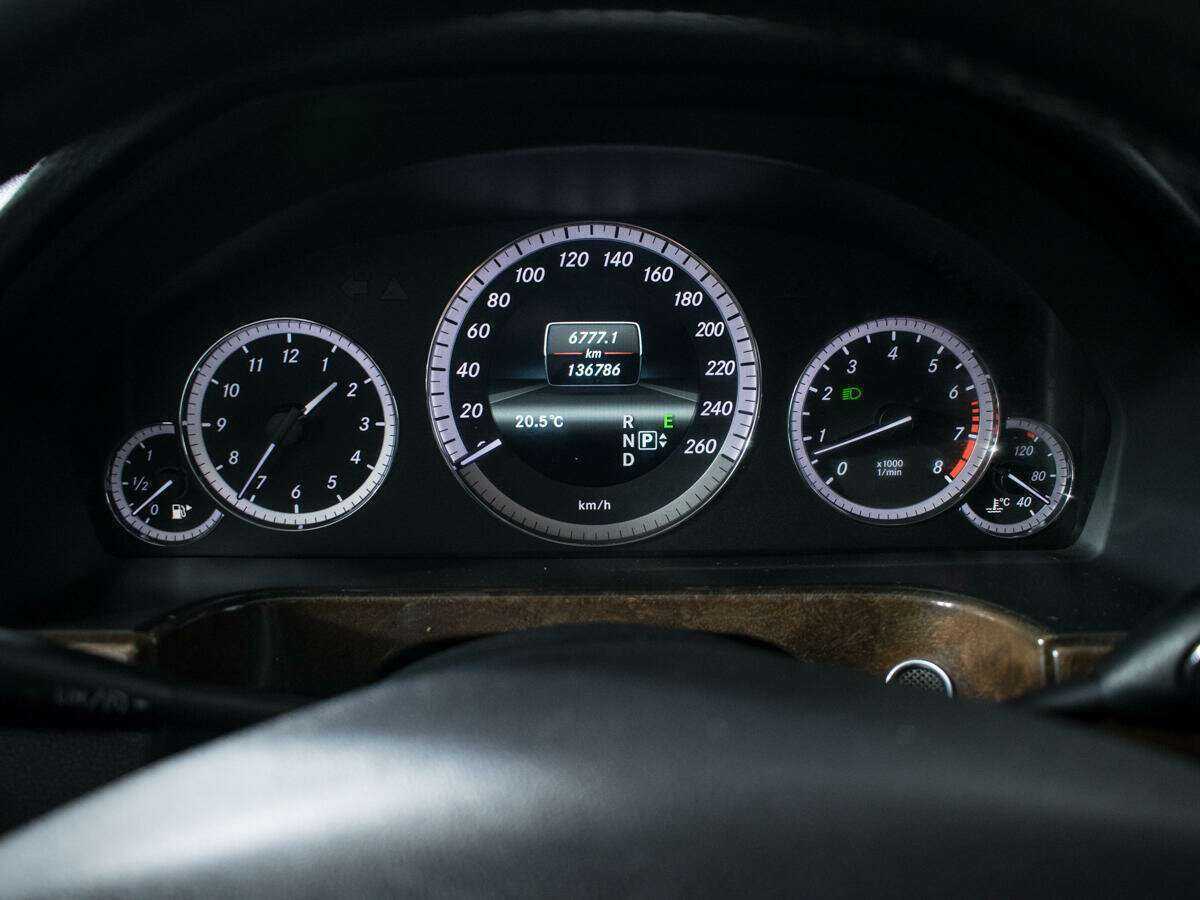 Купить Mercedes-Benz E-Класс, 2012, 136 334 км.. Фото: #11