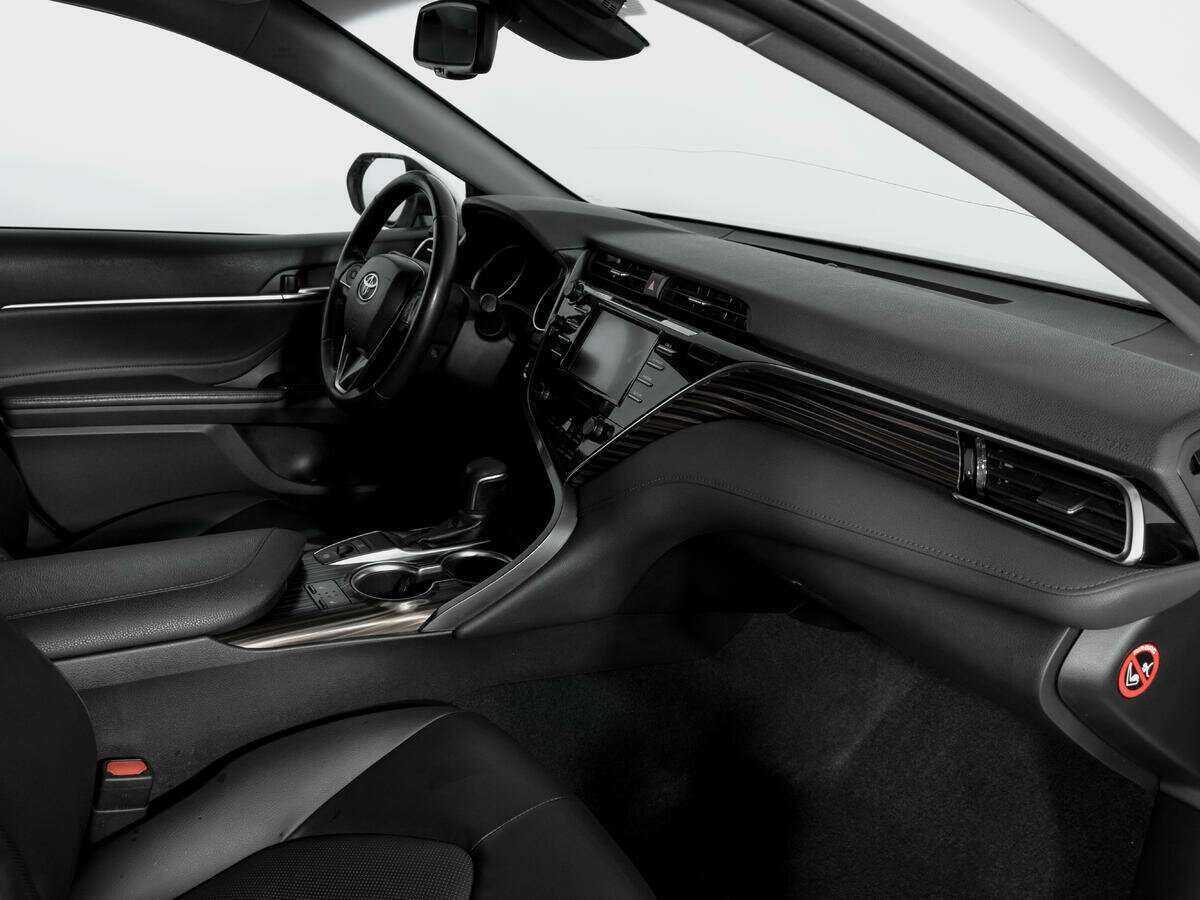 Купить Toyota Camry, 2019, 100 399 км.. Фото: #8