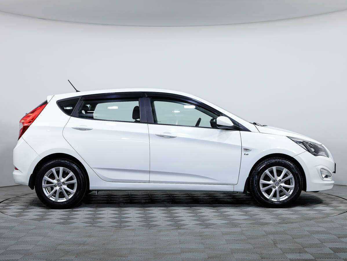 Купить Hyundai Solaris, 2015, 84 753 км.. Фото: #2
