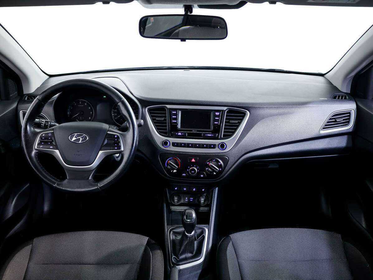 Купить Hyundai Solaris, 2018, 76 950 км.. Фото: #8
