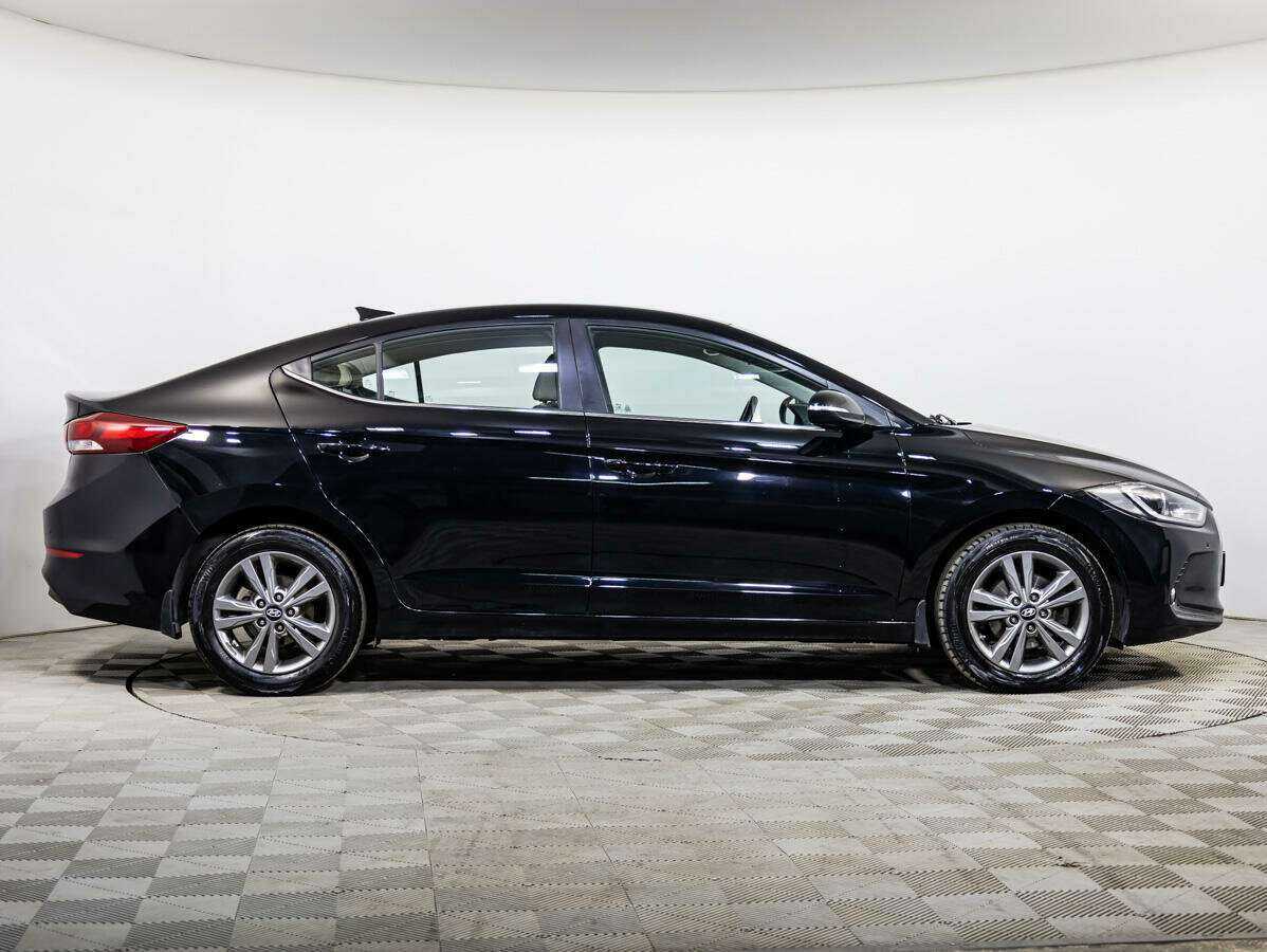 Купить Hyundai Elantra, 2018, 109 281 км.. Фото: #2
