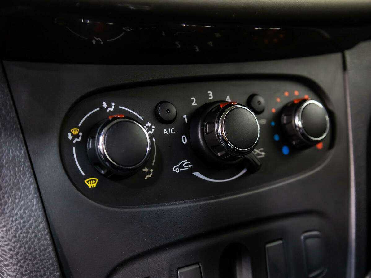 Купить Renault Logan, 2019, 62 853 км.. Фото: #12