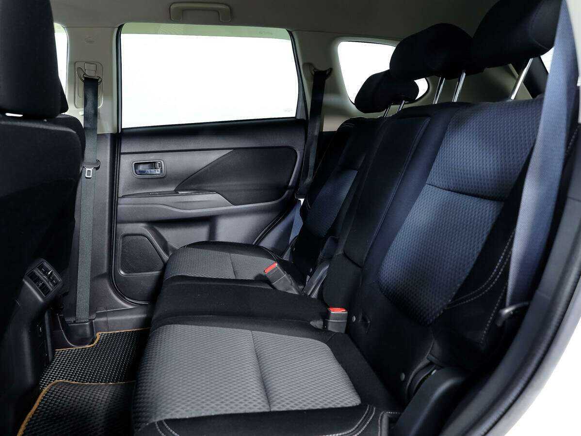 Купить Mitsubishi Outlander, 2018, 144 060 км.. Фото: #12