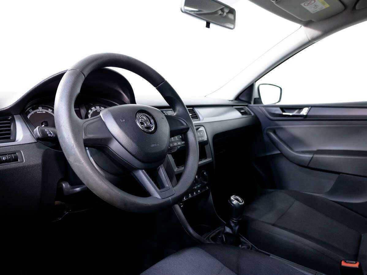 Купить Skoda Rapid, 2017, 141 688 км.. Фото: #9