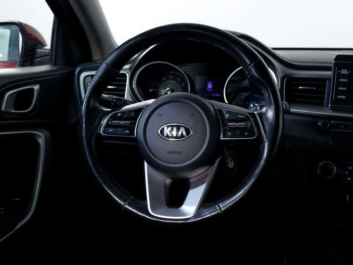Купить Kia Ceed, 2019, 91 396 км.. Фото: #10