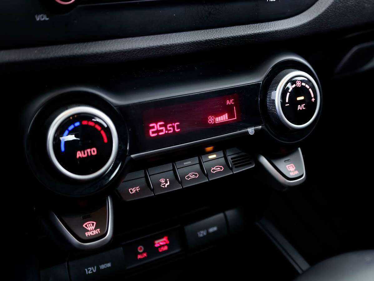 Купить Kia Rio, 2019, 9 348 км.. Фото: #14