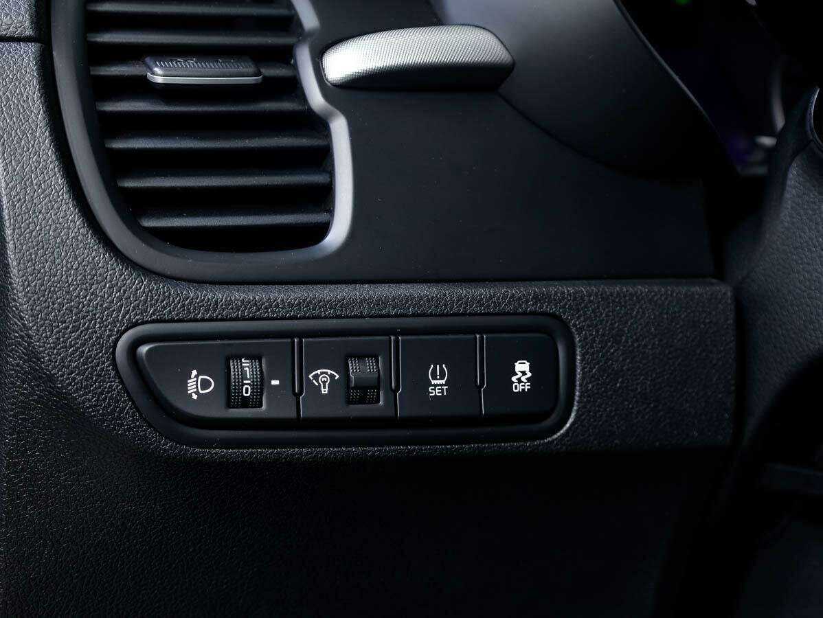 Купить Kia Rio, 2019, 9 348 км.. Фото: #17