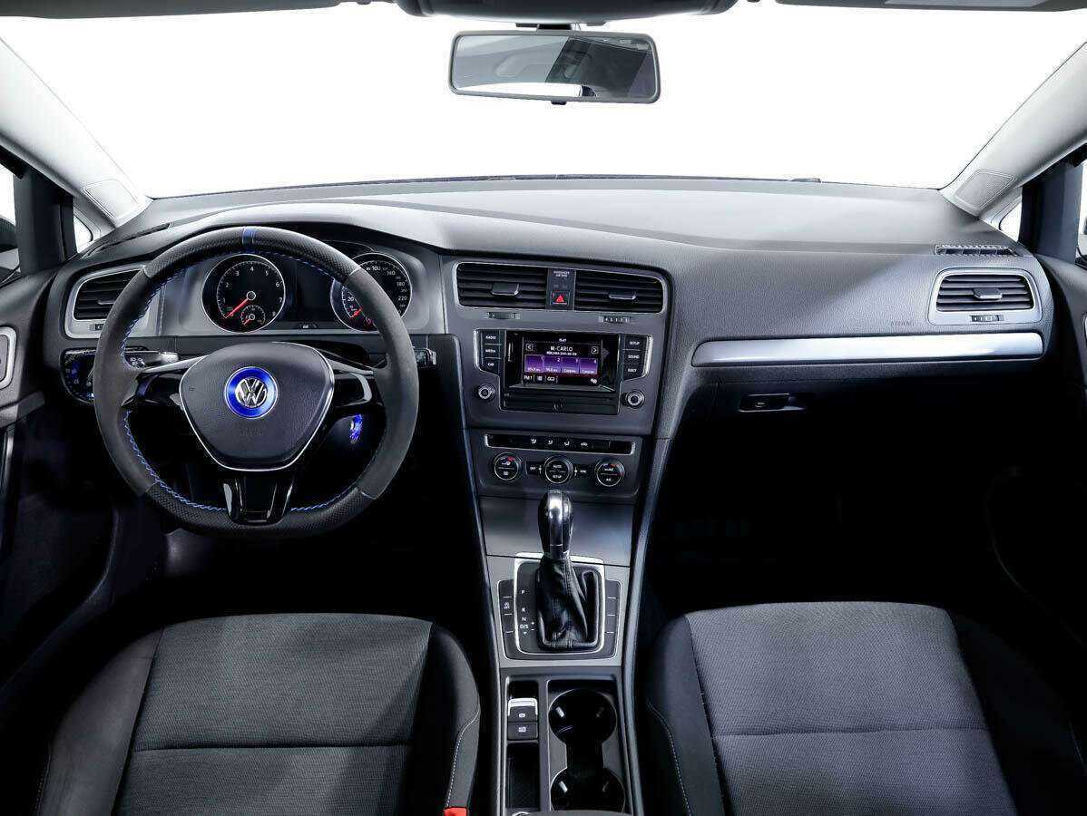 Купить Volkswagen Golf, 2013, 136 879 км.. Фото: #8