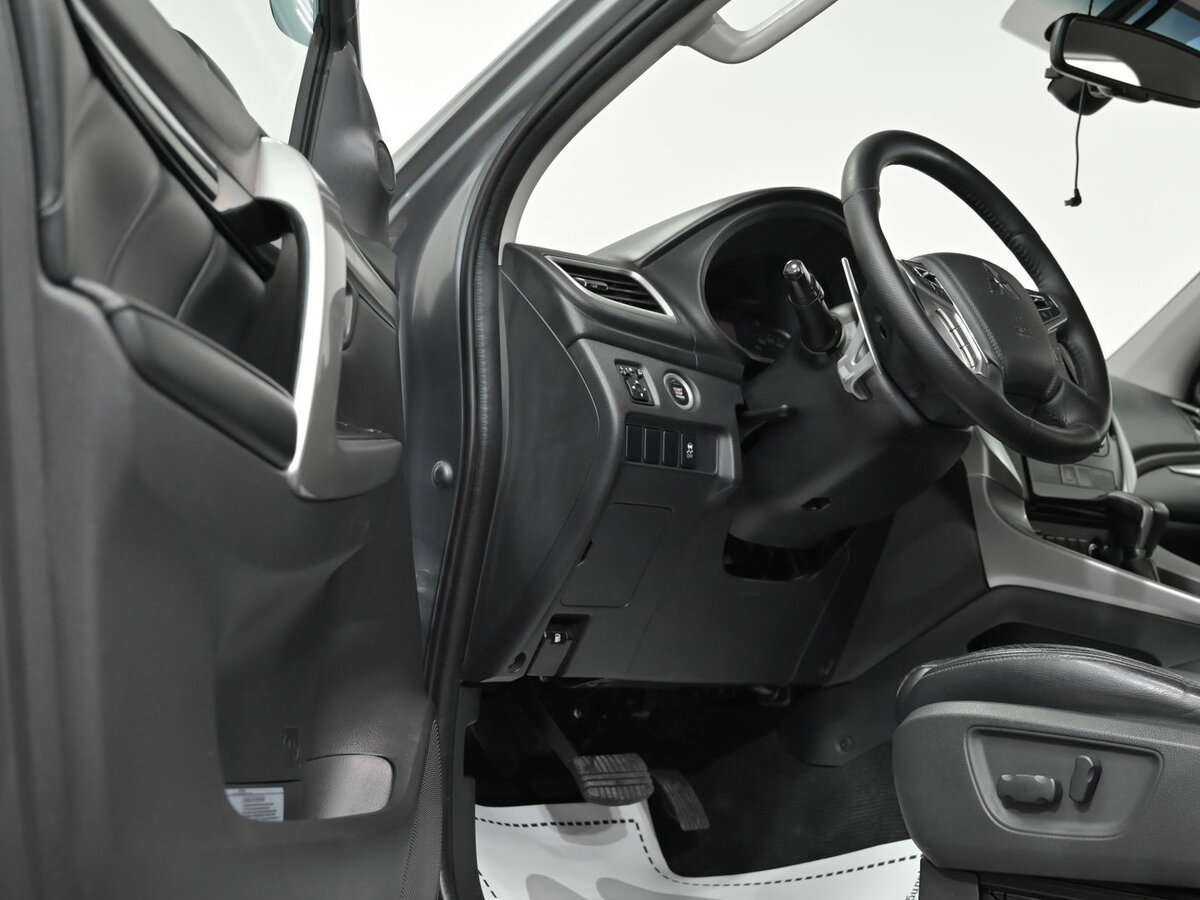 Купить Mitsubishi Pajero Sport, 2017, 169 000 км.. Фото: #8