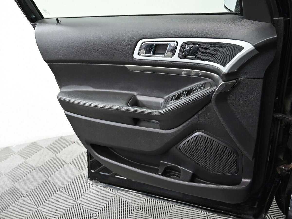 Купить Ford Explorer, 2015, 129 000 км.. Фото: #7