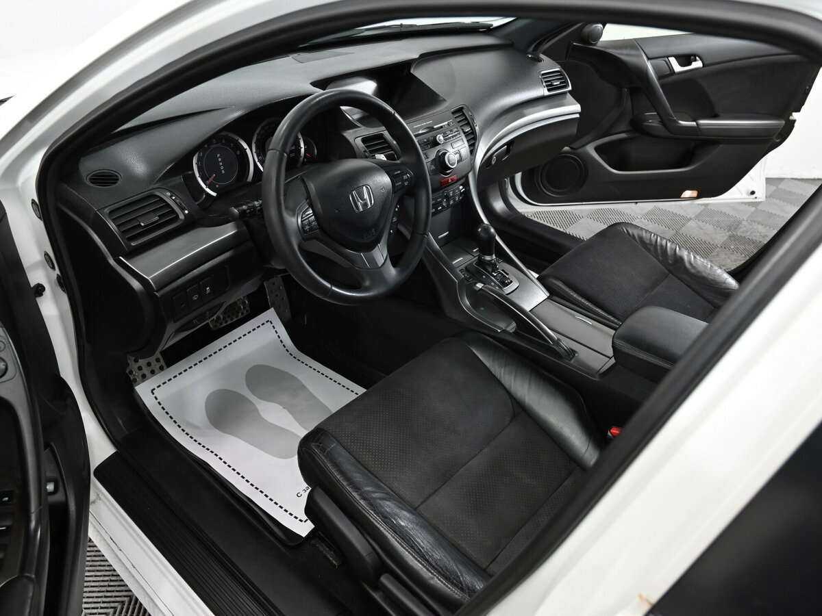 Купить Honda Accord, 2012, 153 000 км.. Фото: #4