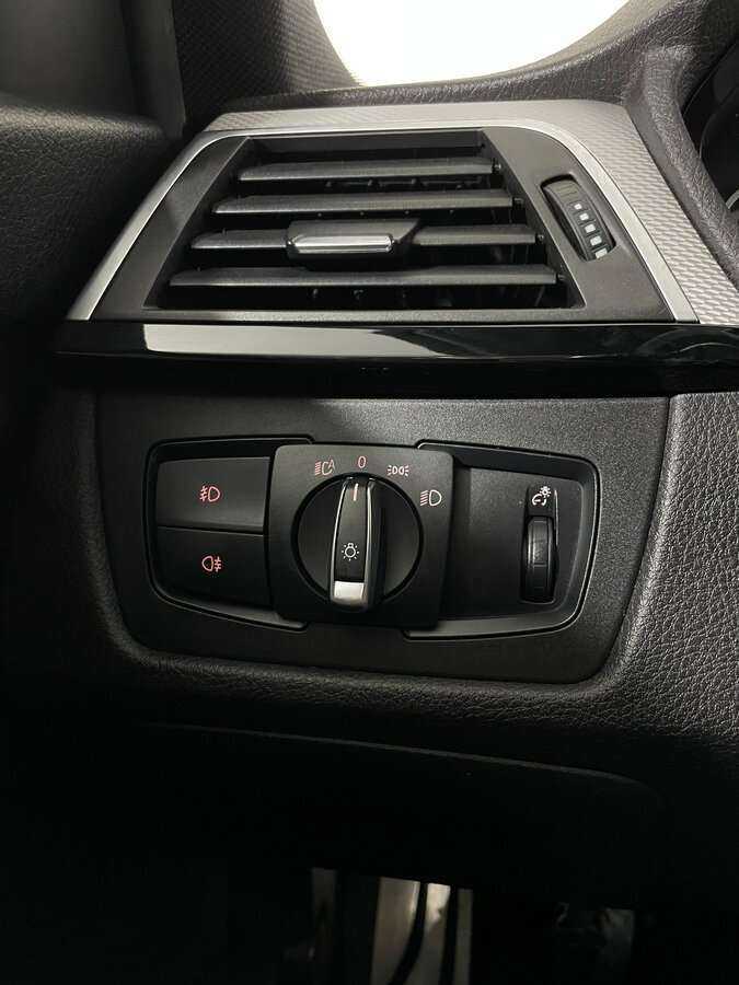 Купить BMW 3 серии, 2016, 109 000 км.. Фото: #20