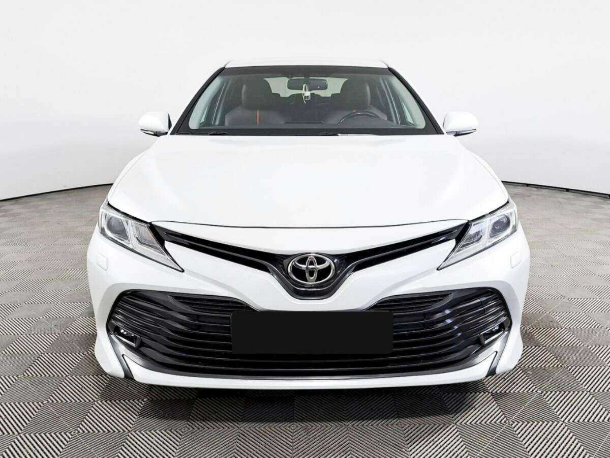 Купить Toyota Camry, 2019, 65 000 км.. Фото: #1