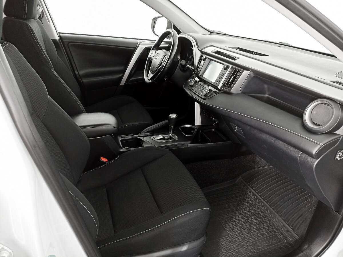 Купить Toyota RAV4, 2019, 89 402 км.. Фото: #8