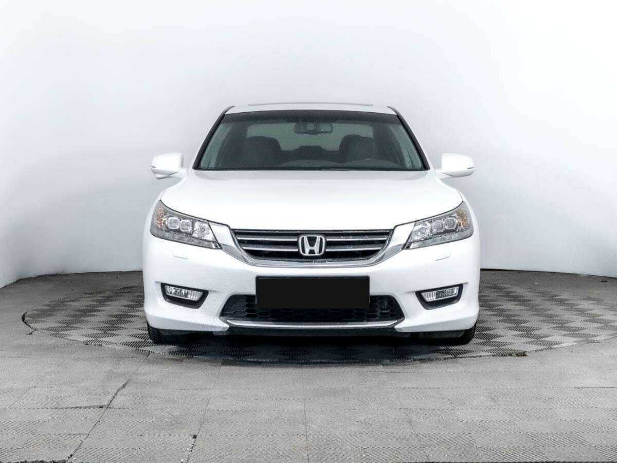 Купить Honda Accord, 2013, 165 000 км.. Фото: #1