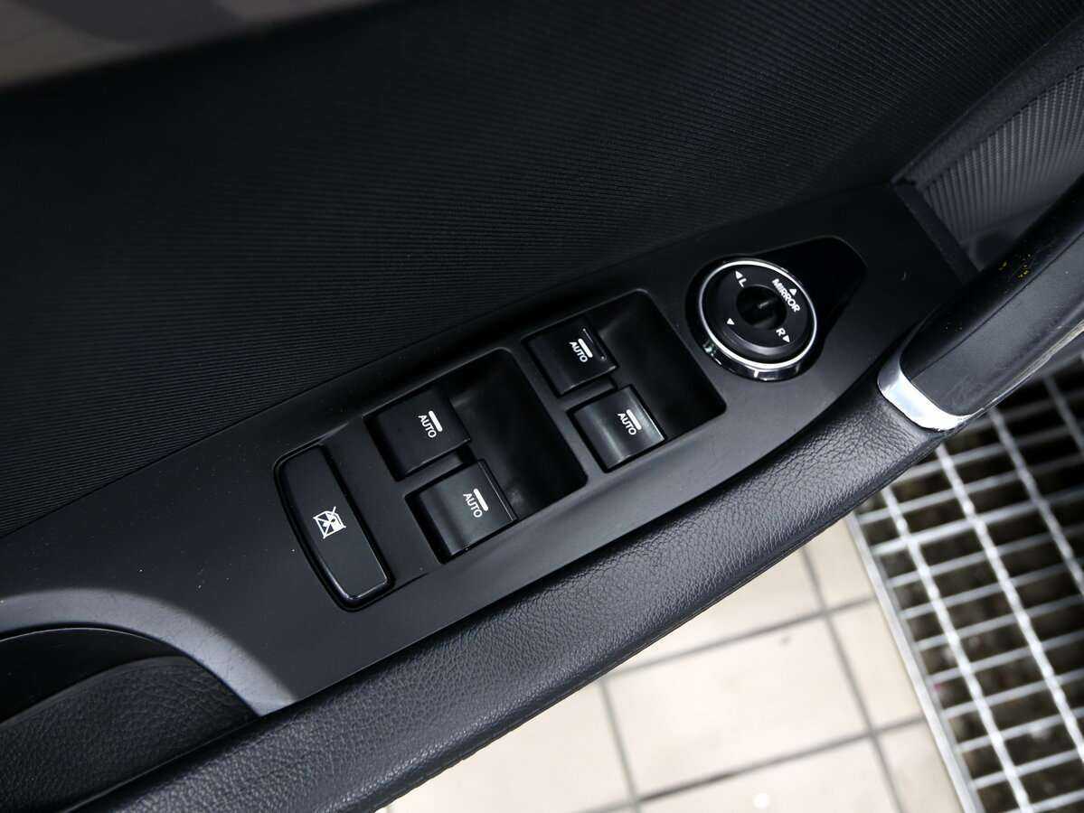 Купить Hyundai i40, 2014, 111 000 км.. Фото: #8