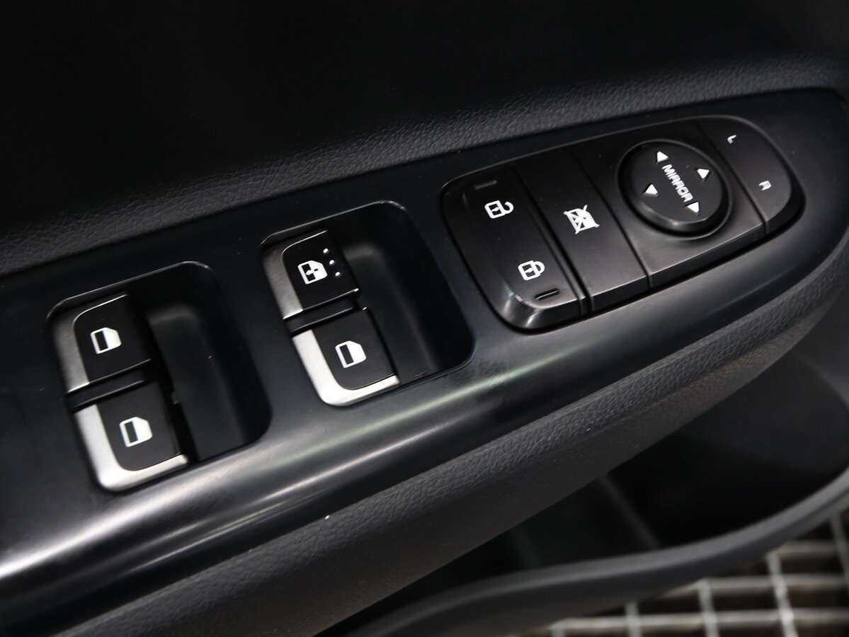 Купить Kia Rio, 2019, 212 600 км.. Фото: #8