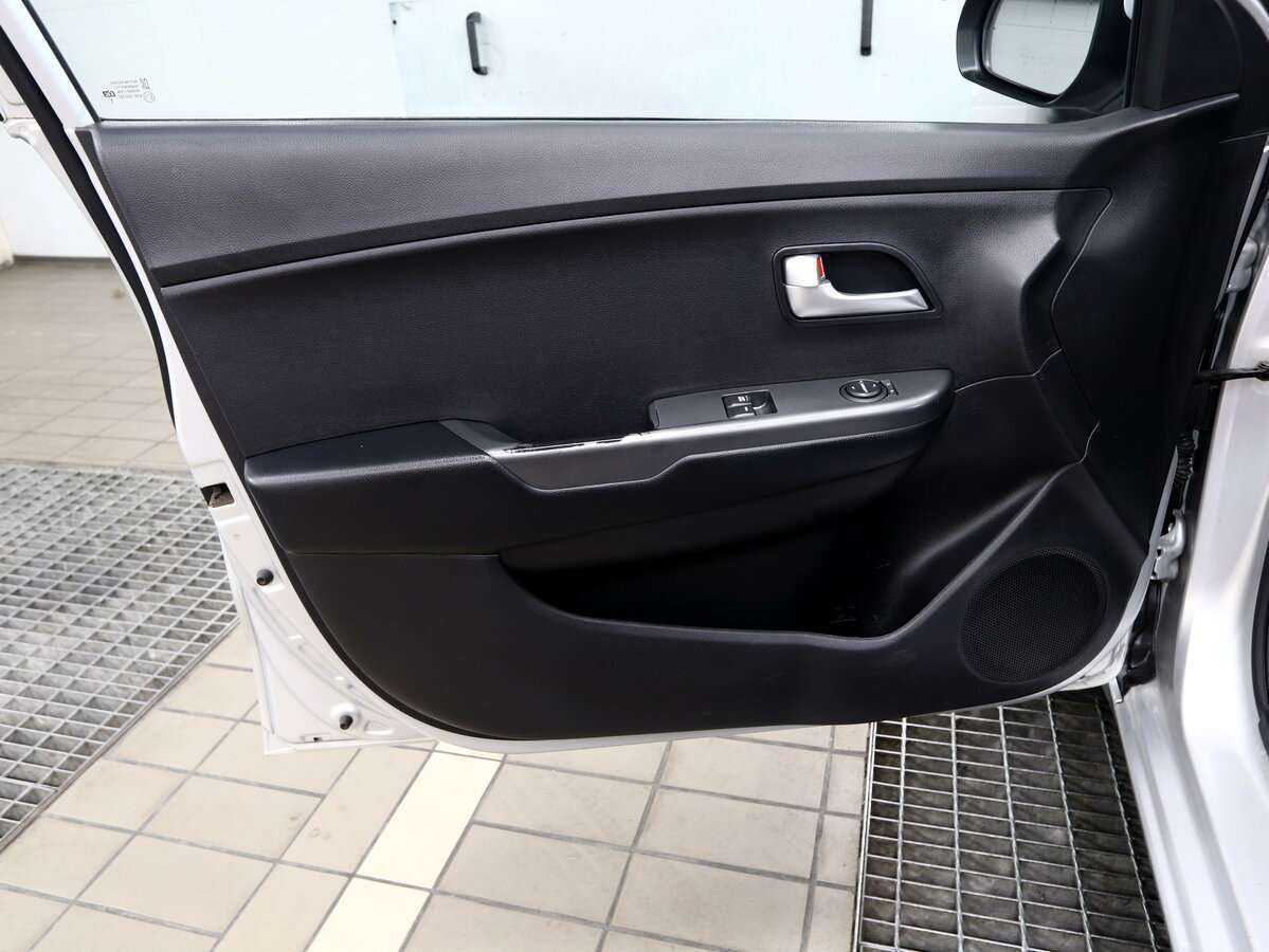 Купить Kia Rio, 2016, 220 000 км.. Фото: #13