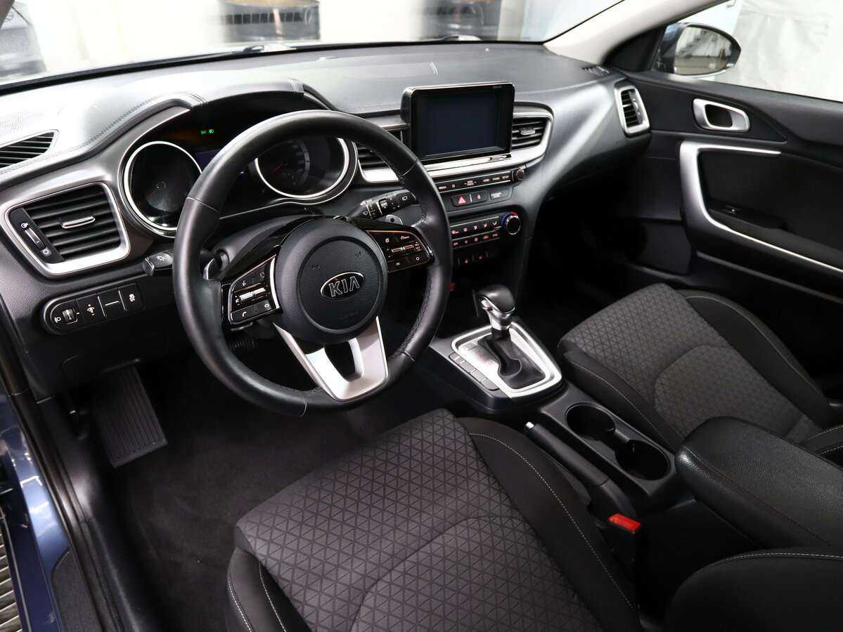 Купить Kia Ceed, 2018, 93 000 км.. Фото: #6