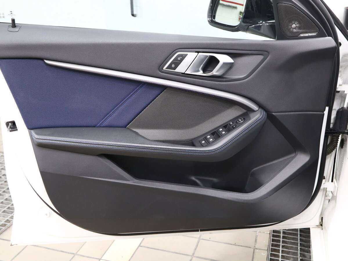 Купить BMW 1 серии, 2019, 72 859 км.. Фото: #6