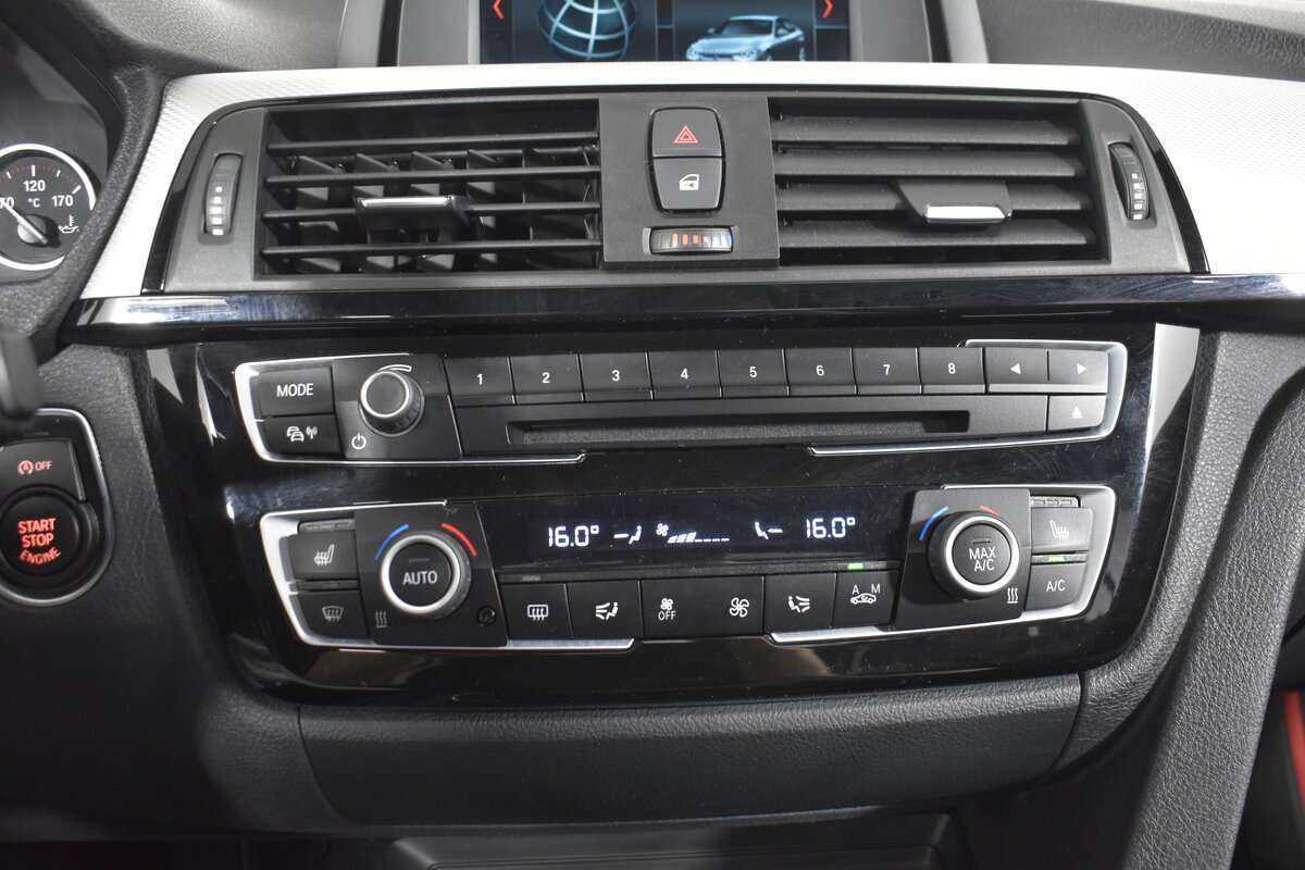 Купить BMW 3 серии, 2016, 27 000 км.. Фото: #14