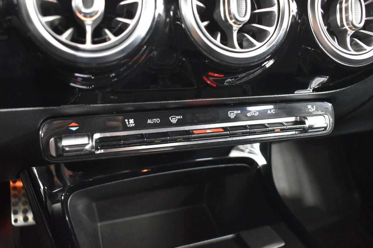 Купить Mercedes-Benz A-Класс, 2018, 77 800 км.. Фото: #15