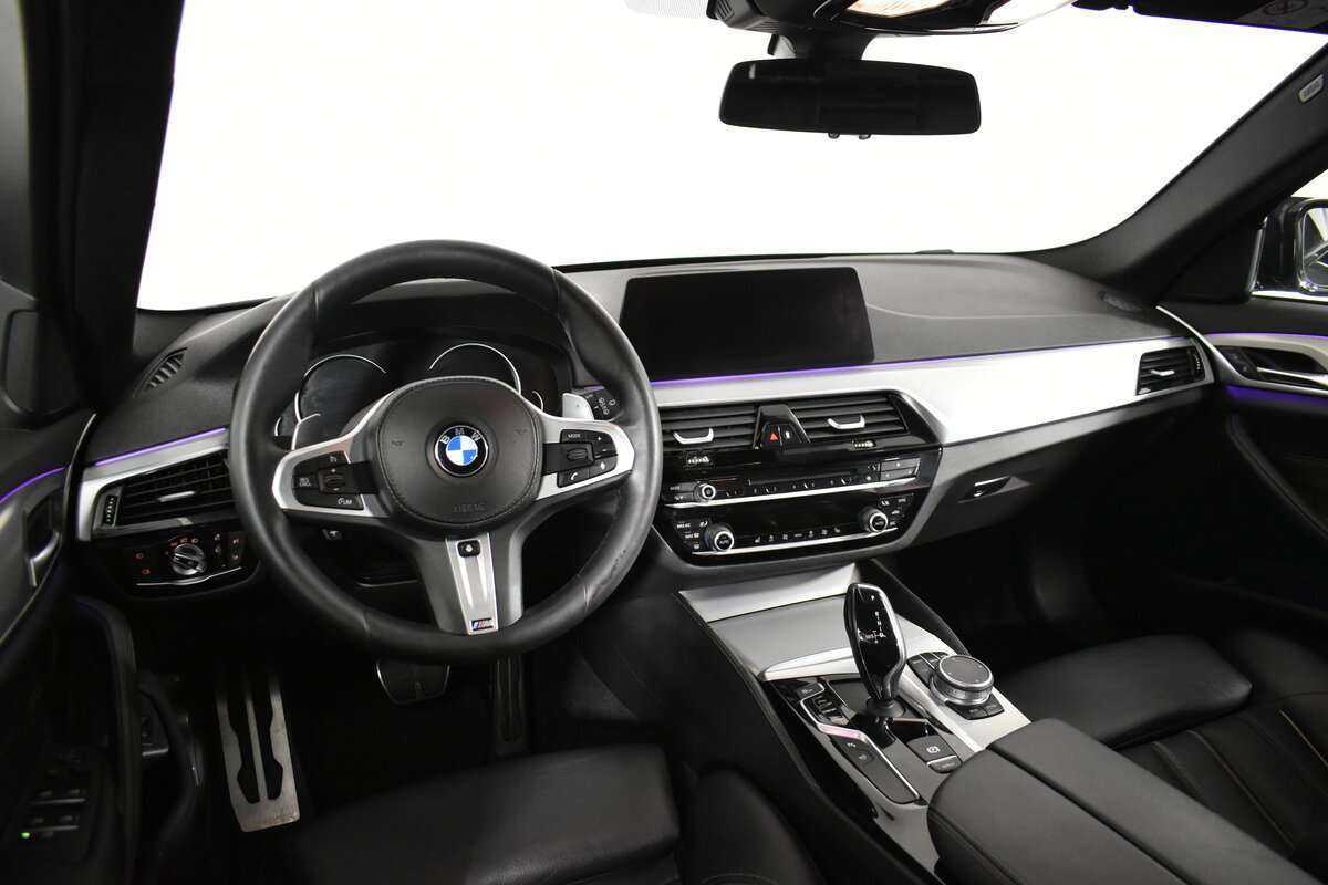 Купить BMW 5 серии, 2018, 177 000 км.. Фото: #12