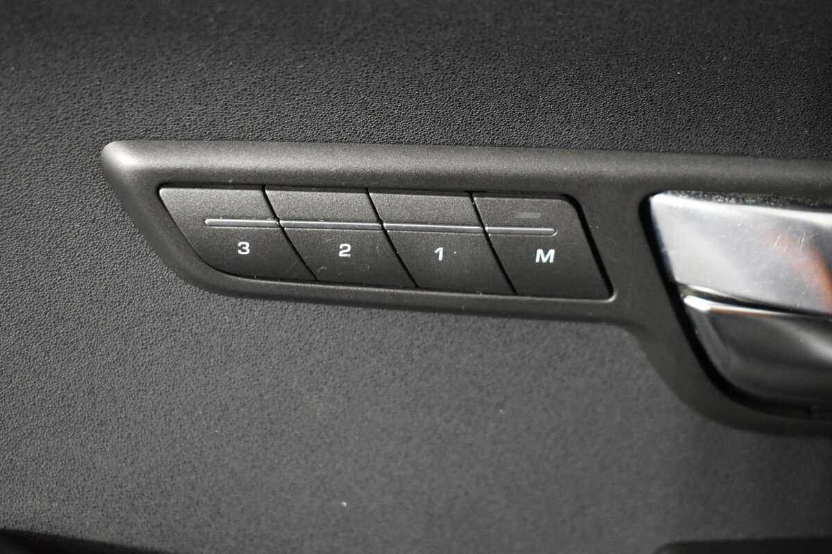 Купить Land Rover Range Rover Evoque, 2012, 152 957 км.. Фото: #22