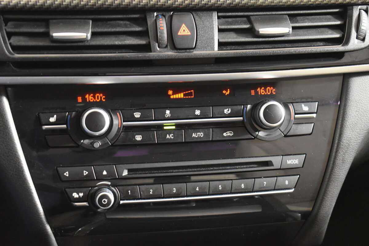 Купить BMW X5, 2015, 156 350 км.. Фото: #17