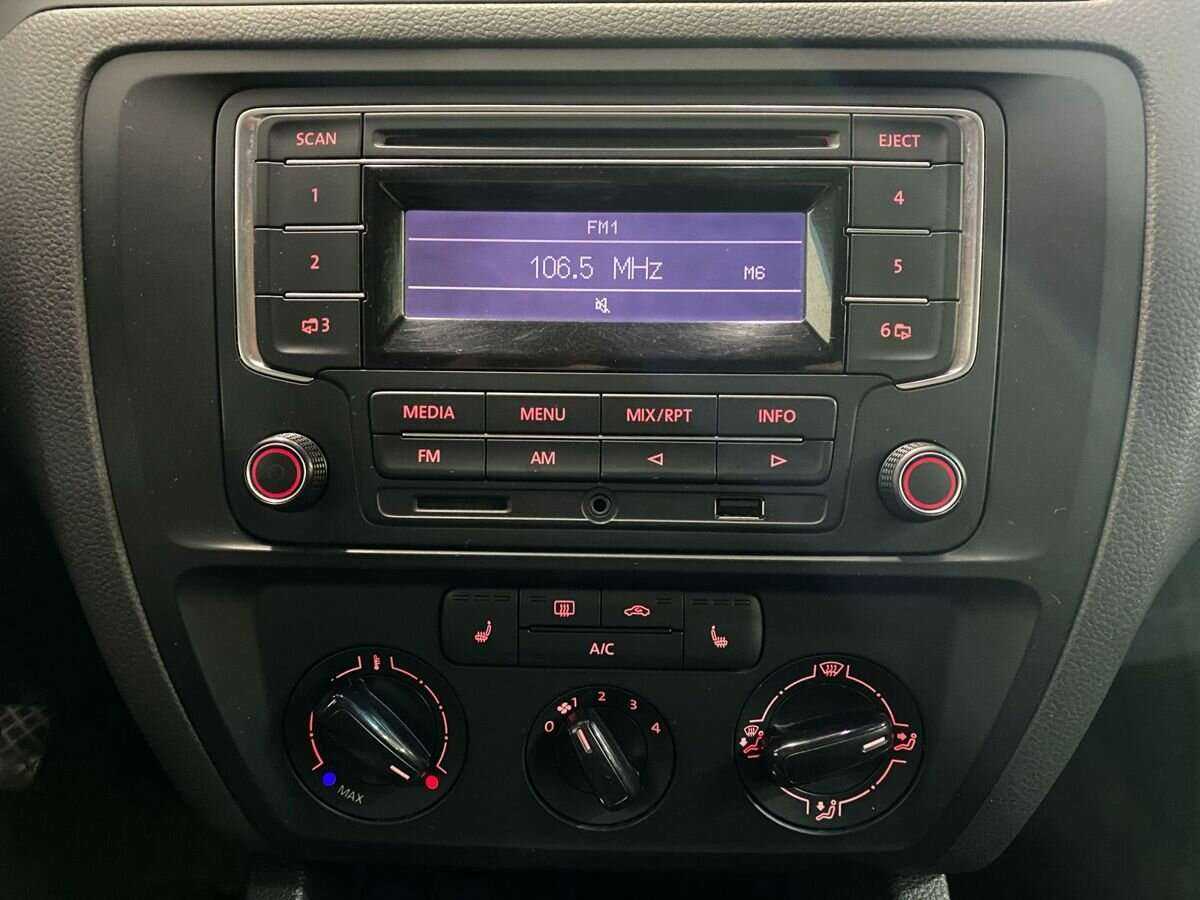 Купить Volkswagen Jetta, 2014, 164 795 км.. Фото: #12