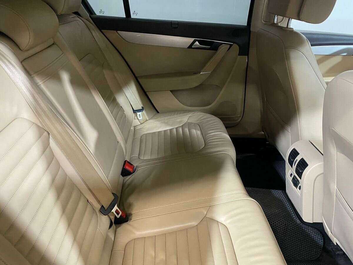 Купить Volkswagen Passat, 2012, 226 864 км.. Фото: #12
