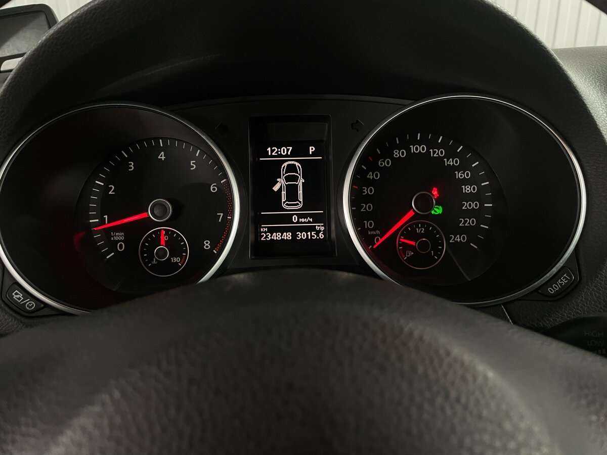 Купить Volkswagen Golf, 2012, 234 848 км.. Фото: #12