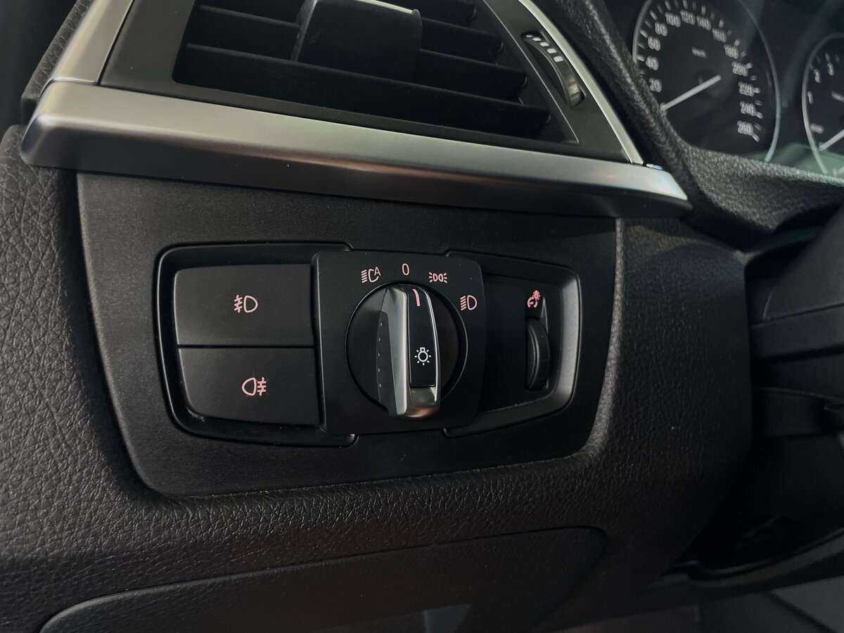 Купить BMW 3 серии, 2018, 129 300 км.. Фото: #15