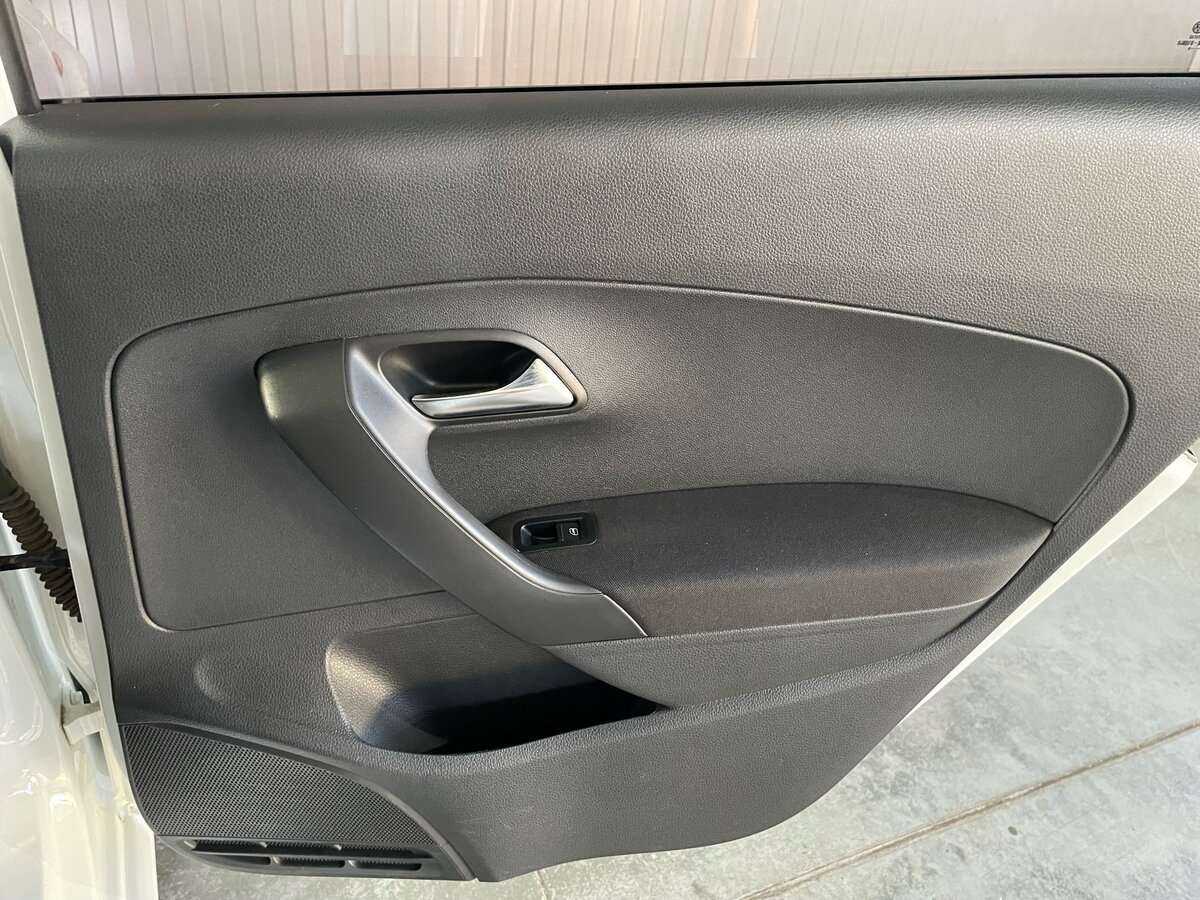 Купить Volkswagen Polo, 2018, 82 694 км.. Фото: #19