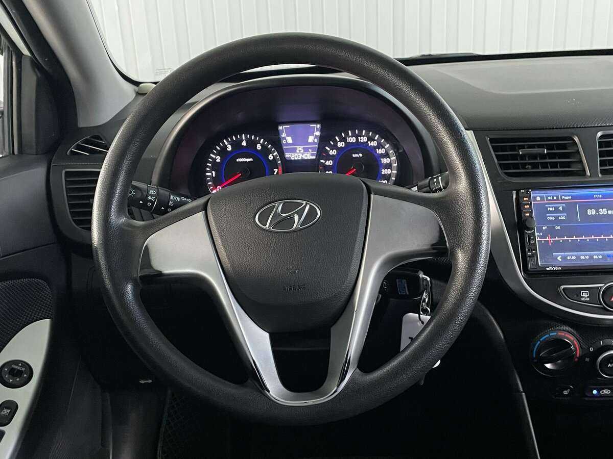 Купить Hyundai Solaris, 2013, 203 406 км.. Фото: #9