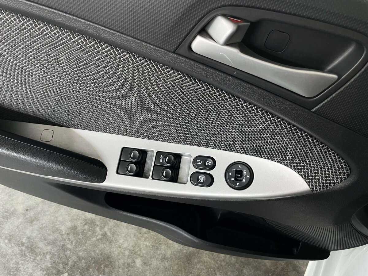 Купить Hyundai Solaris, 2013, 203 406 км.. Фото: #17