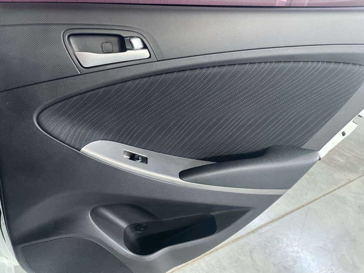 Купить Hyundai Solaris, 2016, 118 449 км.. Фото: #22