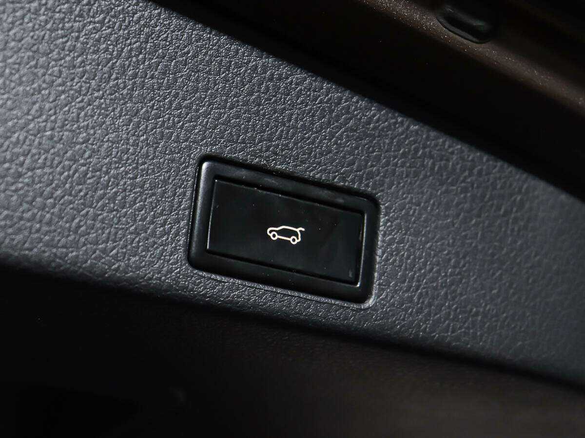 Купить Volkswagen Touareg, 2013, 143 706 км.. Фото: #16