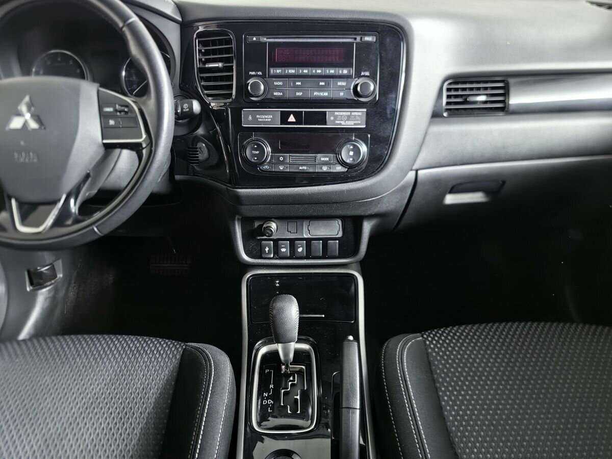 Купить Mitsubishi Outlander, 2018, 117 219 км.. Фото: #9