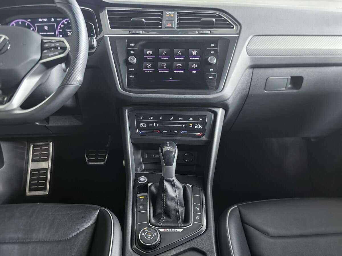 Купить Volkswagen Tiguan, 2021, 48 962 км.. Фото: #10