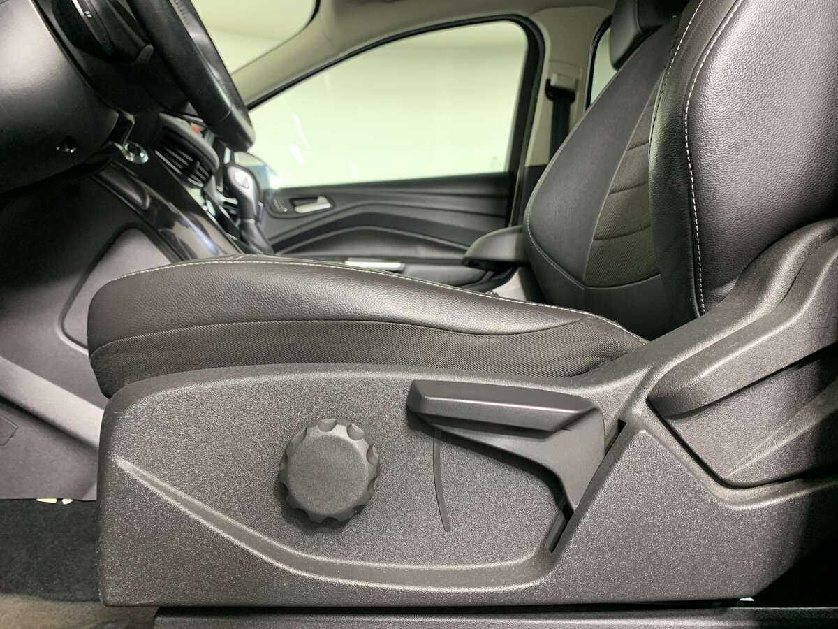 Купить Ford Kuga, 2014, 111 176 км.. Фото: #13