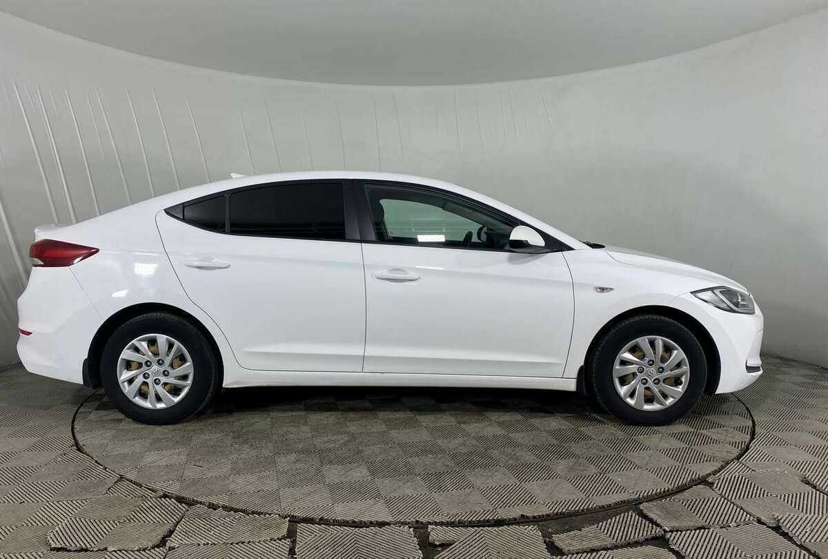 Купить Hyundai Elantra, 2017, 132 960 км.. Фото: #3