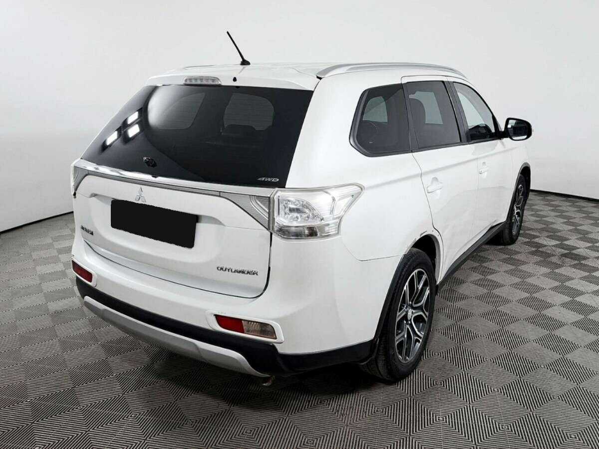 Купить Mitsubishi Outlander, 2014, 181 183 км.. Фото: #3