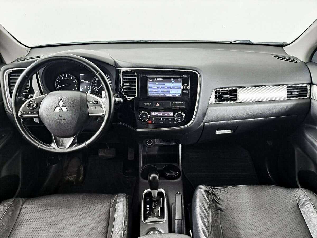 Купить Mitsubishi Outlander, 2014, 181 183 км.. Фото: #9