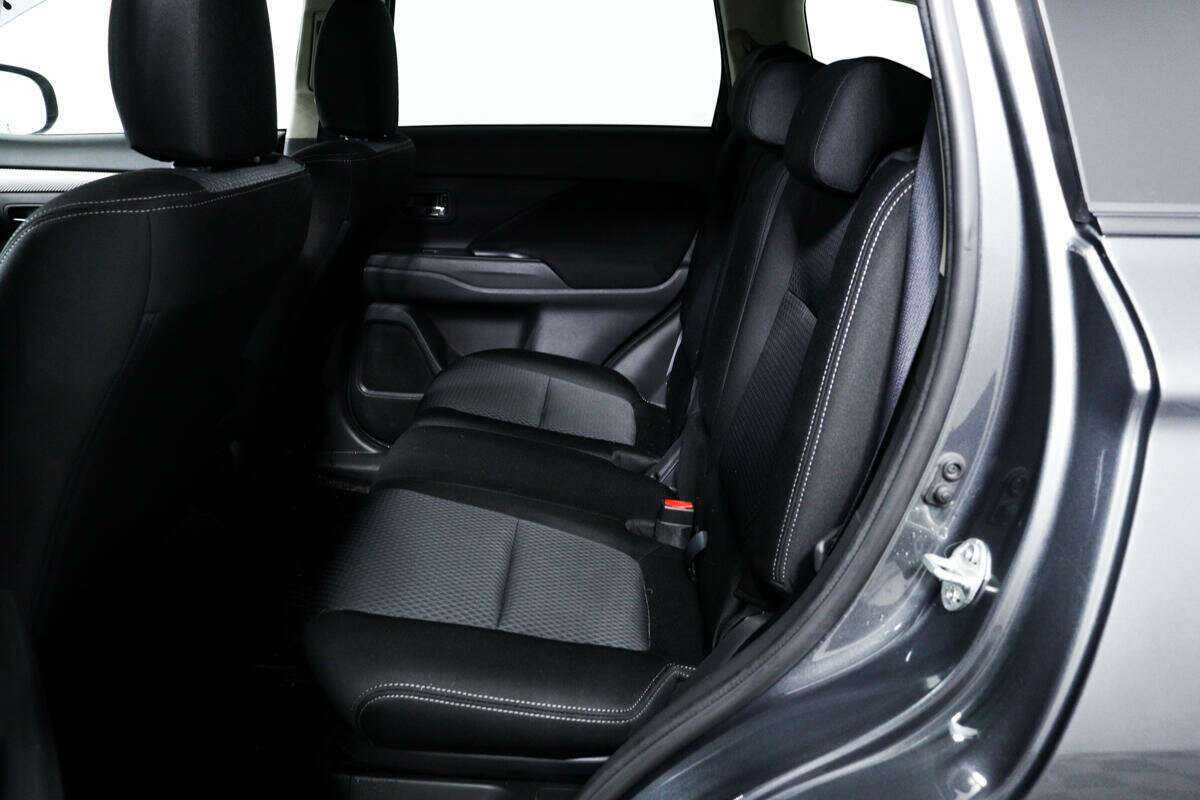 Купить Mitsubishi Outlander, 2018, 76 910 км.. Фото: #11